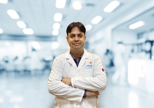 Dr. Puneet Kant Arora | Best Neurosurgeon in Gurugram | Manipal Hospitals