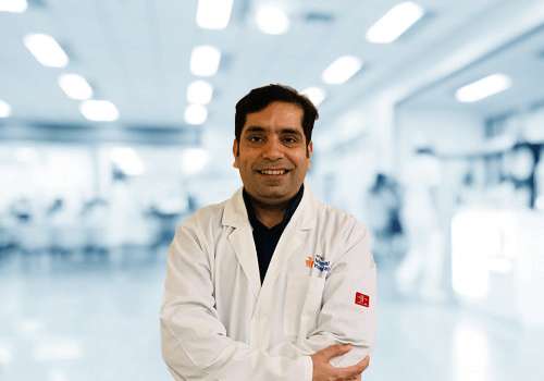 Dr. Amit Malhotra | Best Dentist in Gurgaon | Manipal Hospital