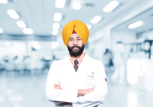 Dr. Charanjeet Singh Gill | Dentist in Patiala | Manipal Hospitals