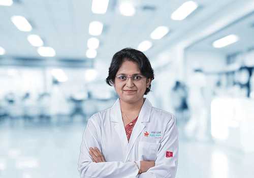 Dr. Vanuli Bajpai | Eye Specialist in India | Manipal Hospitals