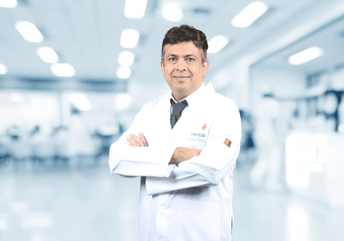 Dr. Vijay Parbatani | Best Eye Specialist in Baner, Pune | Manipal Hospitals 